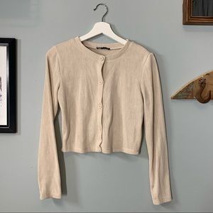 Zara Ivory Cropped Button Front Cardigan!